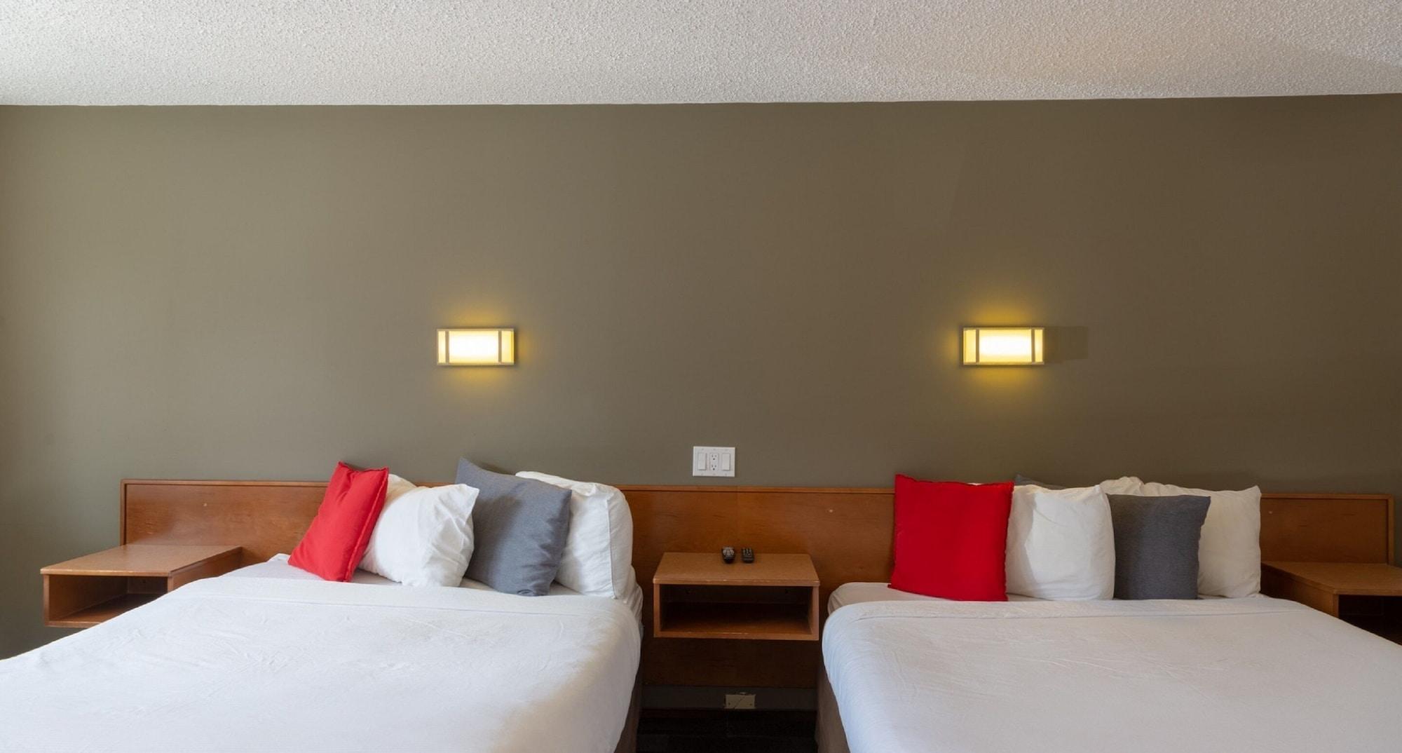 Rundle Mountain Lodge Canmore Dış mekan fotoğraf