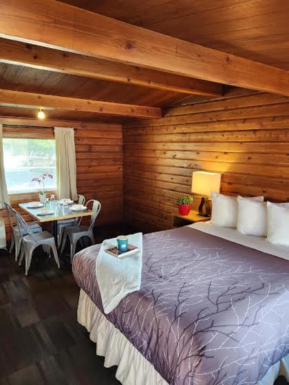 Rundle Mountain Lodge Canmore Dış mekan fotoğraf